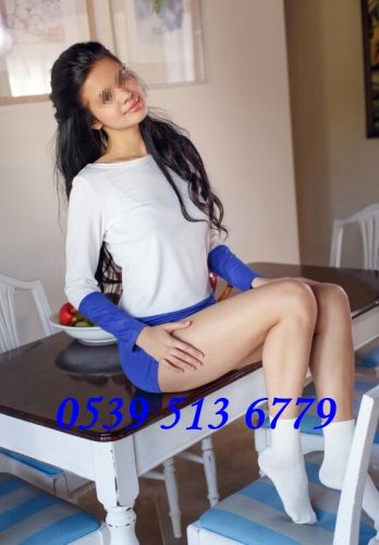 Mersin Kostümlü Escort Pınar: Unutulmaz Gece için Beklenen Güzellik