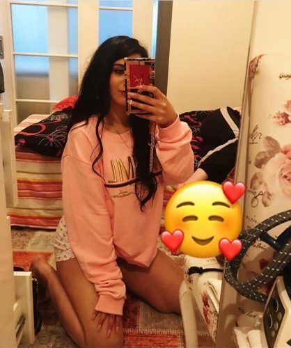 Mersin Kostümlü Escortun Gizemli ve Ateşli Dünyası