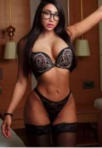 Birlikte Harika Anılar Biriktireceğiniz Mersin Grup Escort Bayan Tanışma Fırsatı