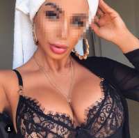 Sert Erkekleri Bekleyen Kostümlü Mersin Escort